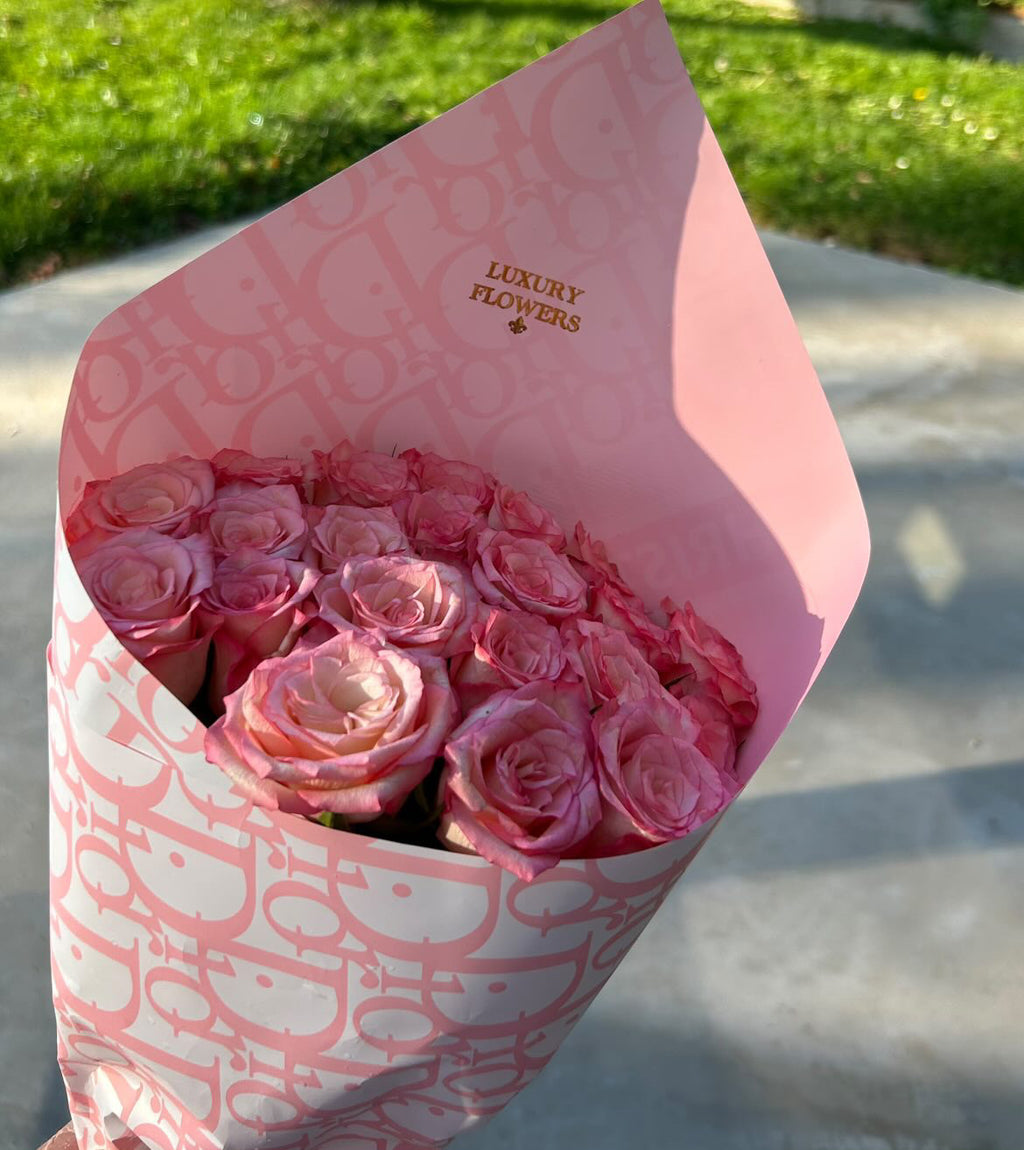 Bouquets de Roses Fraîches| Création Florale sur Mesure LUXURY FLOWERS