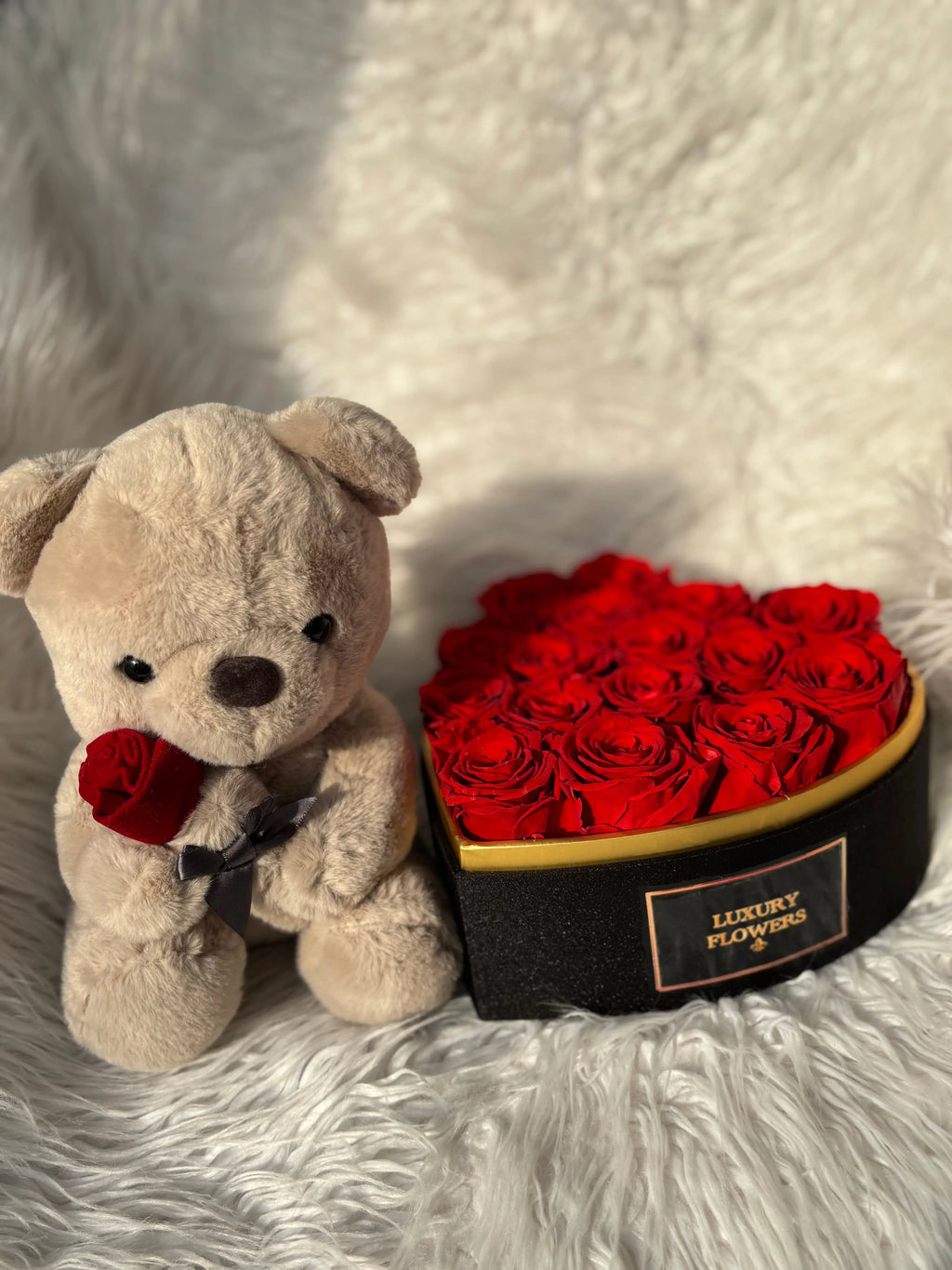 Pack peluche + flower box roses éternelles 16 unités LUXURY FLOWERS