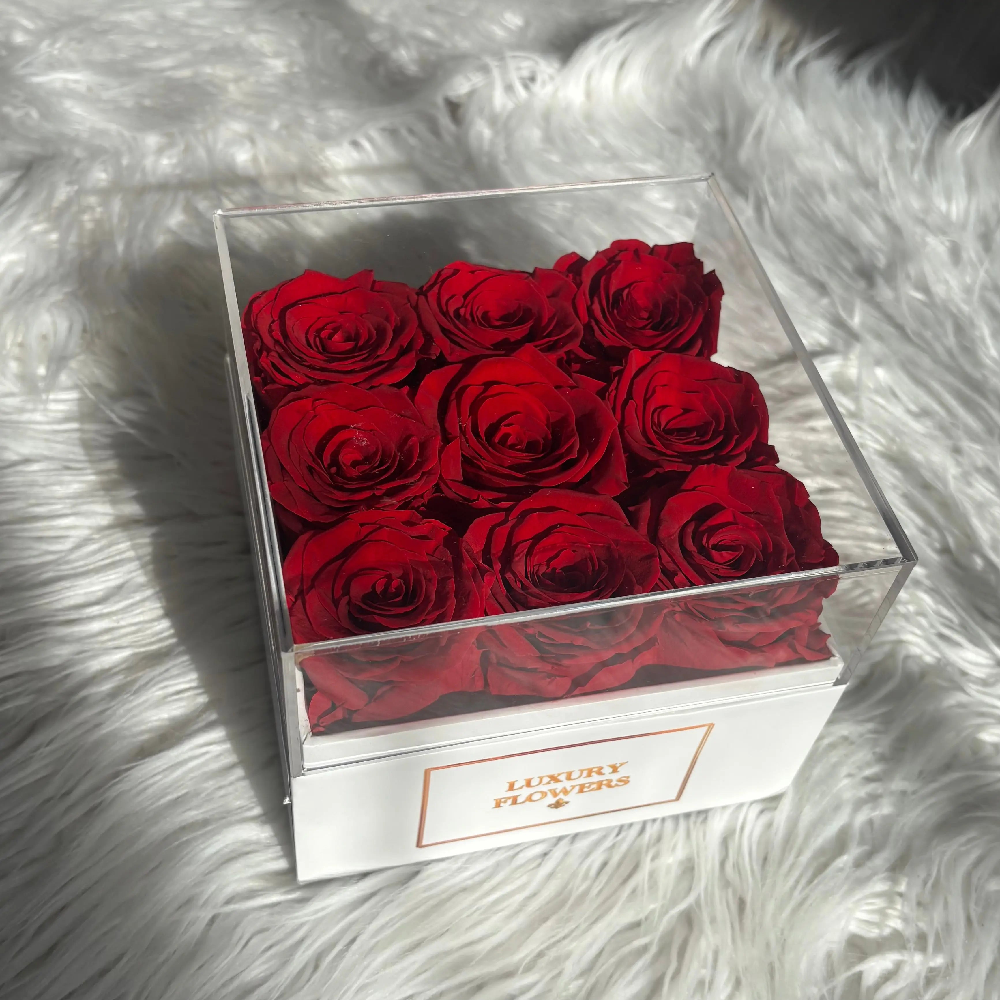 Flower box roses éternelles boîte acrylique LUXURY FLOWERS
